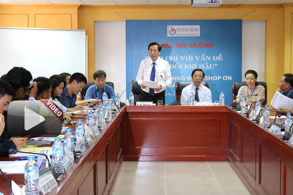 Khai giảng khoá bồi dưỡng "Báo chí với vấn đề biến đổi khí hậu"