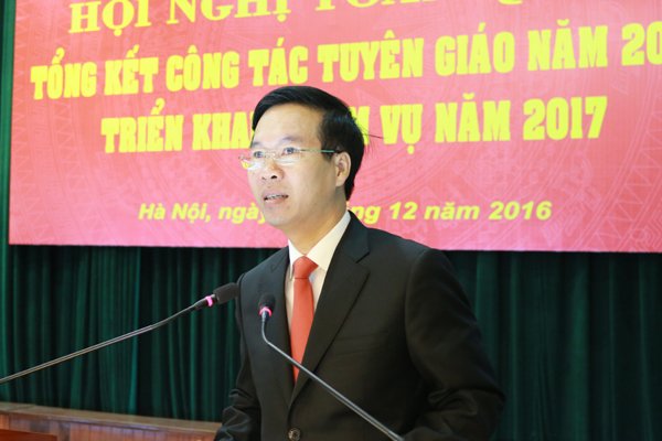 Tỉnh táo ứng xử với thông tin trên mạng