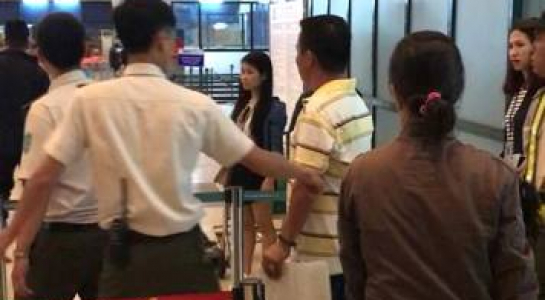 Phóng viên đứng ra làm nhân chứng bị dọa giết