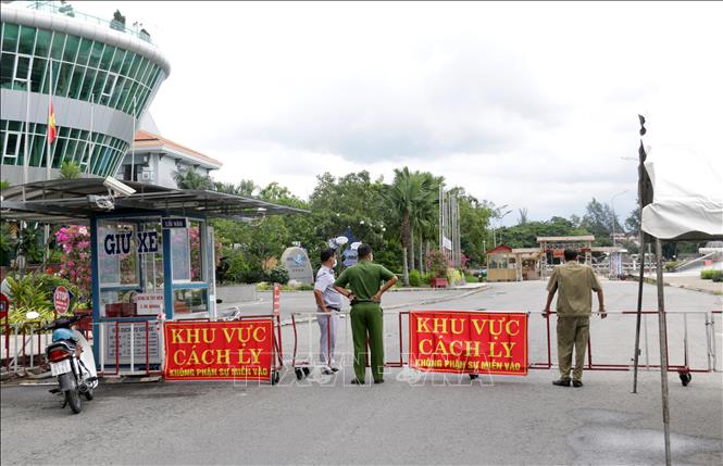 Cần Thơ: Xử phạt người đàn ông xé biên bản tại chốt kiểm soát dịch