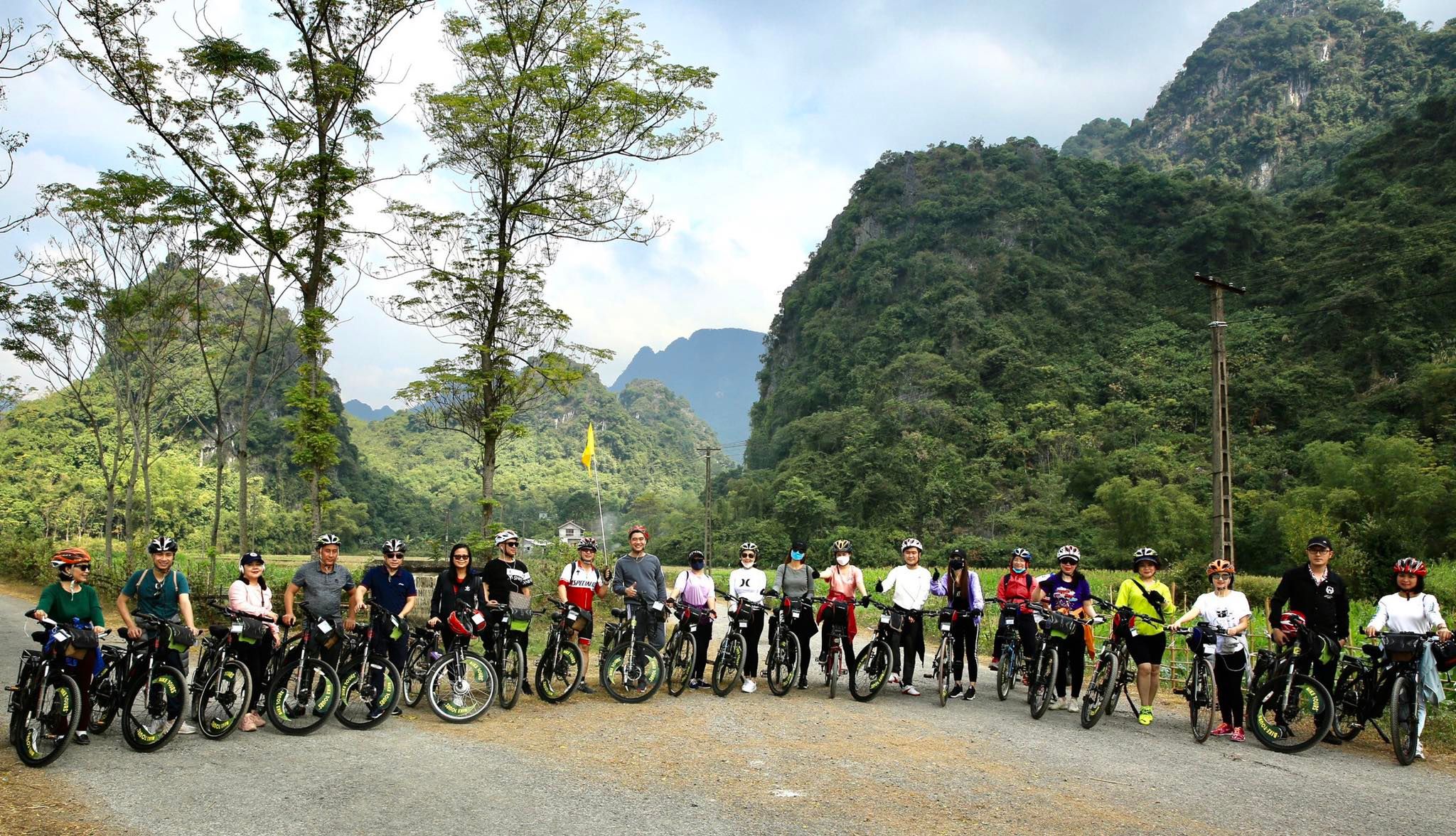 Trải nghiệm tour Du lịch Hà Nội – Hòa Bình bằng xe đạp