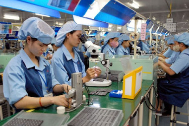 Người lao động được tạm dừng đóng 6 tháng vào quỹ hưu trí tử tuất
