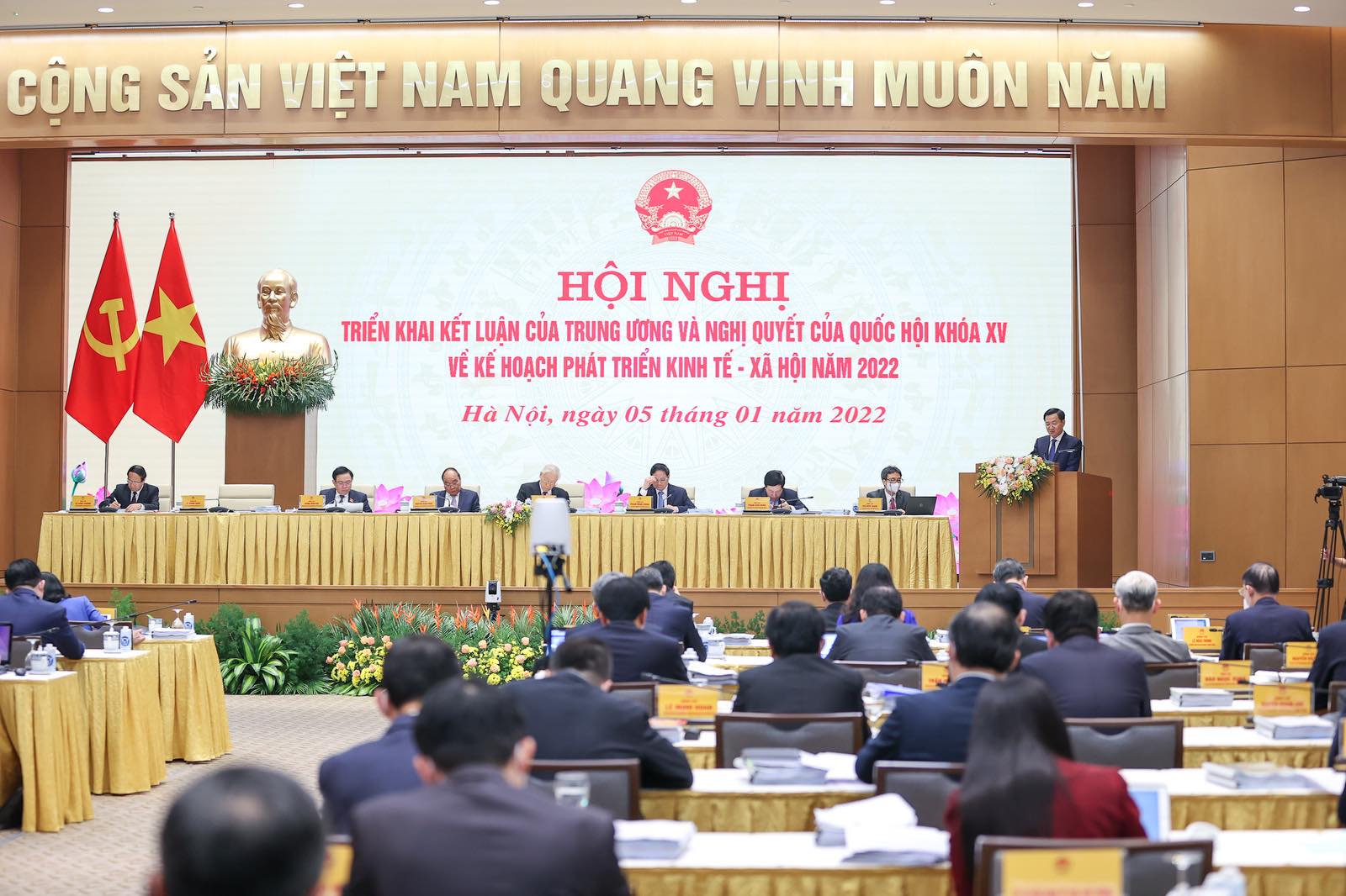 Nâng cao vị trí đất nước trên các bảng xếp hạng quốc tế về môi trường kinh doanh
