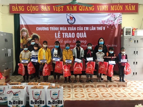 Chương trình “Mùa xuân của em” lần thứ V mang tết ấm cho trẻ em vùng cao