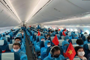 Tạo điều kiện để công dân Việt Nam nhập cảnh về nước
