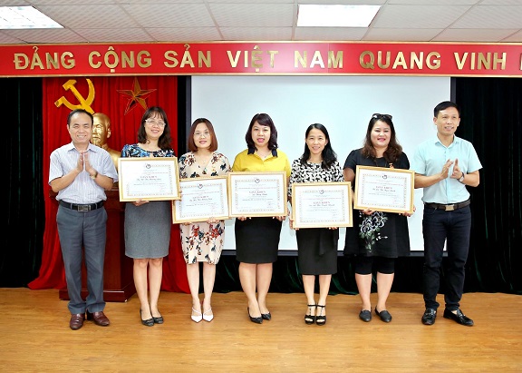 Sơ kết 6 tháng đầu năm và triển khai nhiệm vụ, phương hướng 6 tháng cuối năm 2018