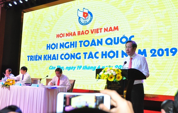 Phát huy vai trò, trách nhiệm của Hội Nhà báo Việt Nam, các cơ quan báo chí trong phát triển KT-XH