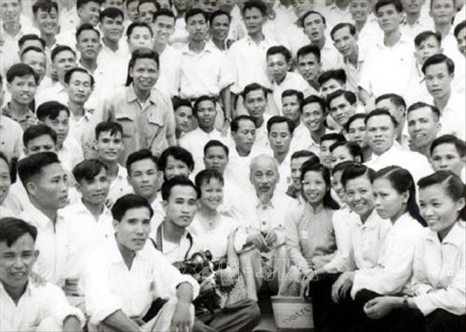 Xây dựng đội ngũ người làm báo vững mạnh