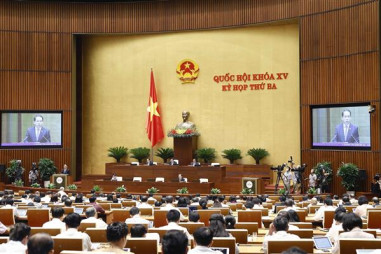 Kỳ họp thứ 3, Quốc hội khóa XV: Thảo luận các vấn đề về kinh tế-xã hội