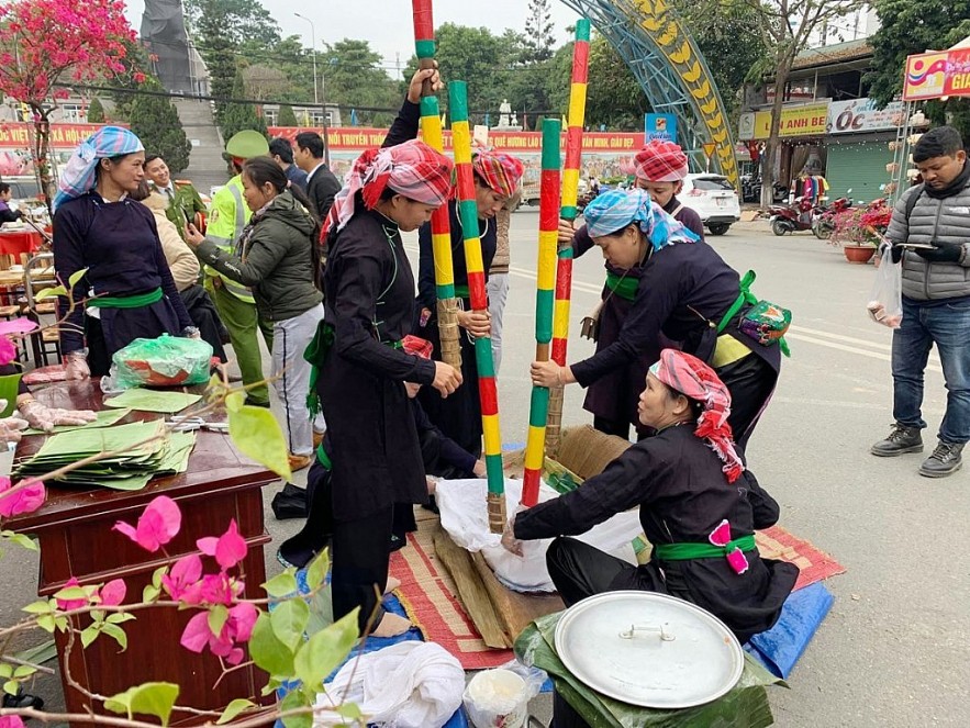 Festival “Tinh hoa Tây Bắc - Hương sắc Lào Cai” năm 2022