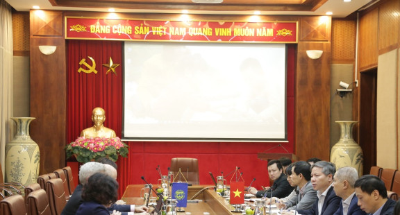 BHXH Việt Nam: Khai giảng khóa đào tạo về xây dựng mô hình dự báo cân đối quỹ hưu trí