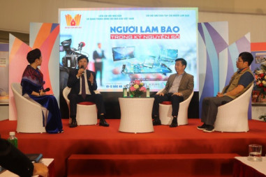 Làm báo hiện đại càng đòi hỏi nhà báo sự cống hiến, dấn thân
