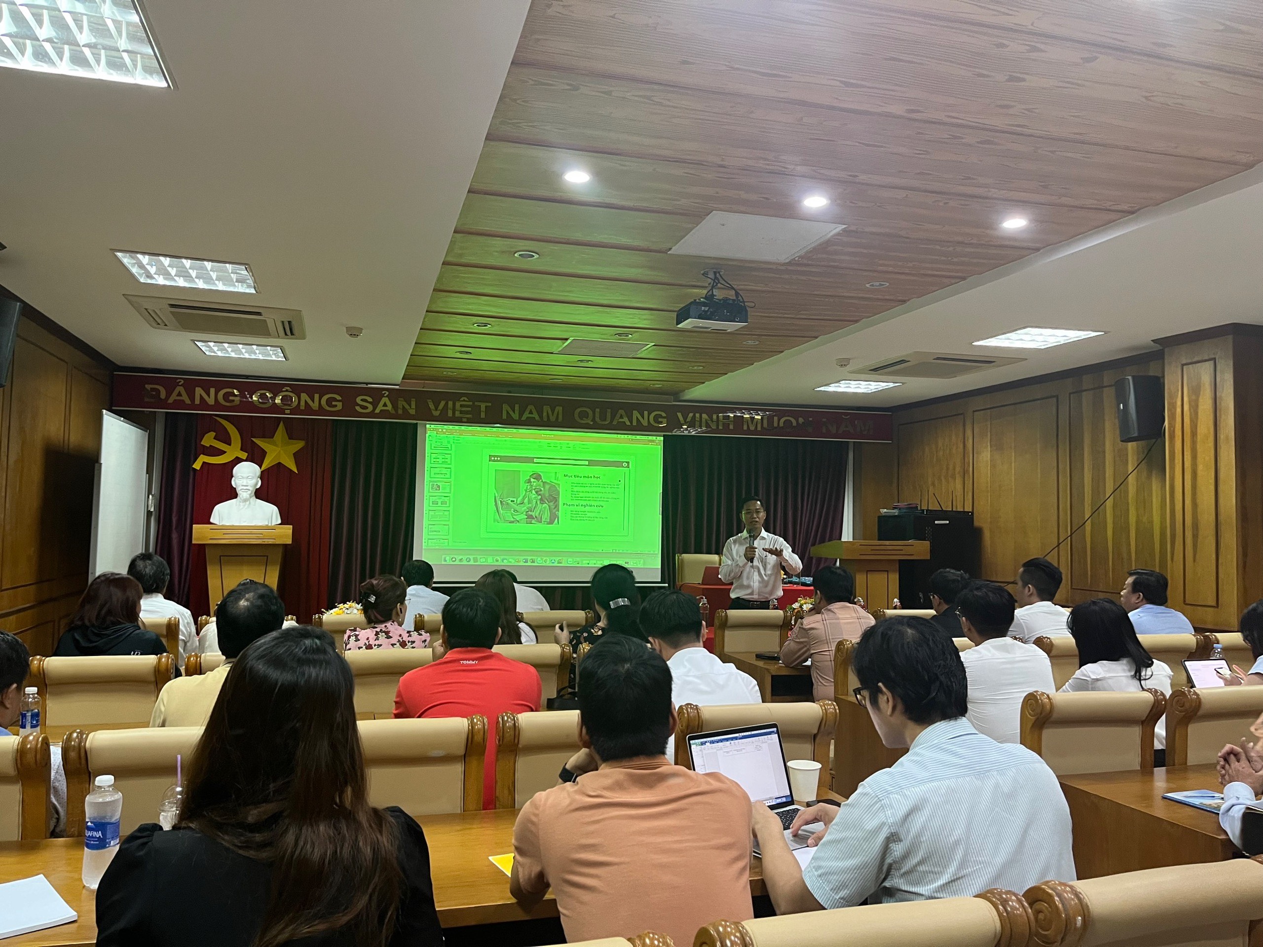 Khai giảng khóa Bồi dưỡng kỹ năng căn bản về báo chí – truyền thông năm 2023