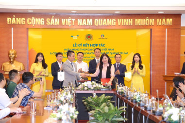 PVcomBank ứng dụng cơ sở dữ liệu quốc gia về dân cư, hướng tới chuyển đổi số toàn diện