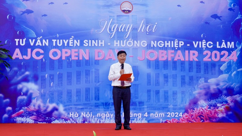 Định hướng nghề nghiệp phù hợp cho học sinh, sinh viên