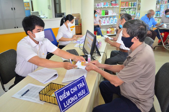 Mức hưởng BHXH được tính trên cơ sở mức đóng, thời gian đóng