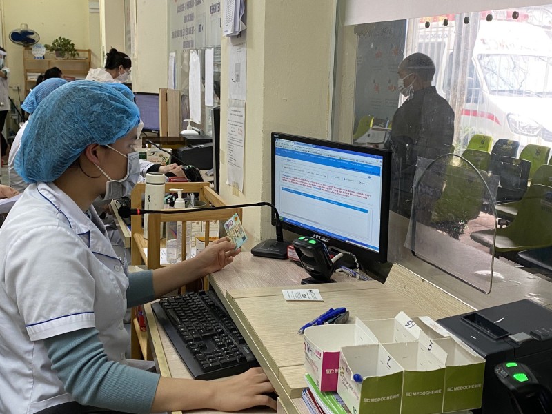 Tiện ích từ khám, chữa bệnh bằng căn cước công dân gắn chíp